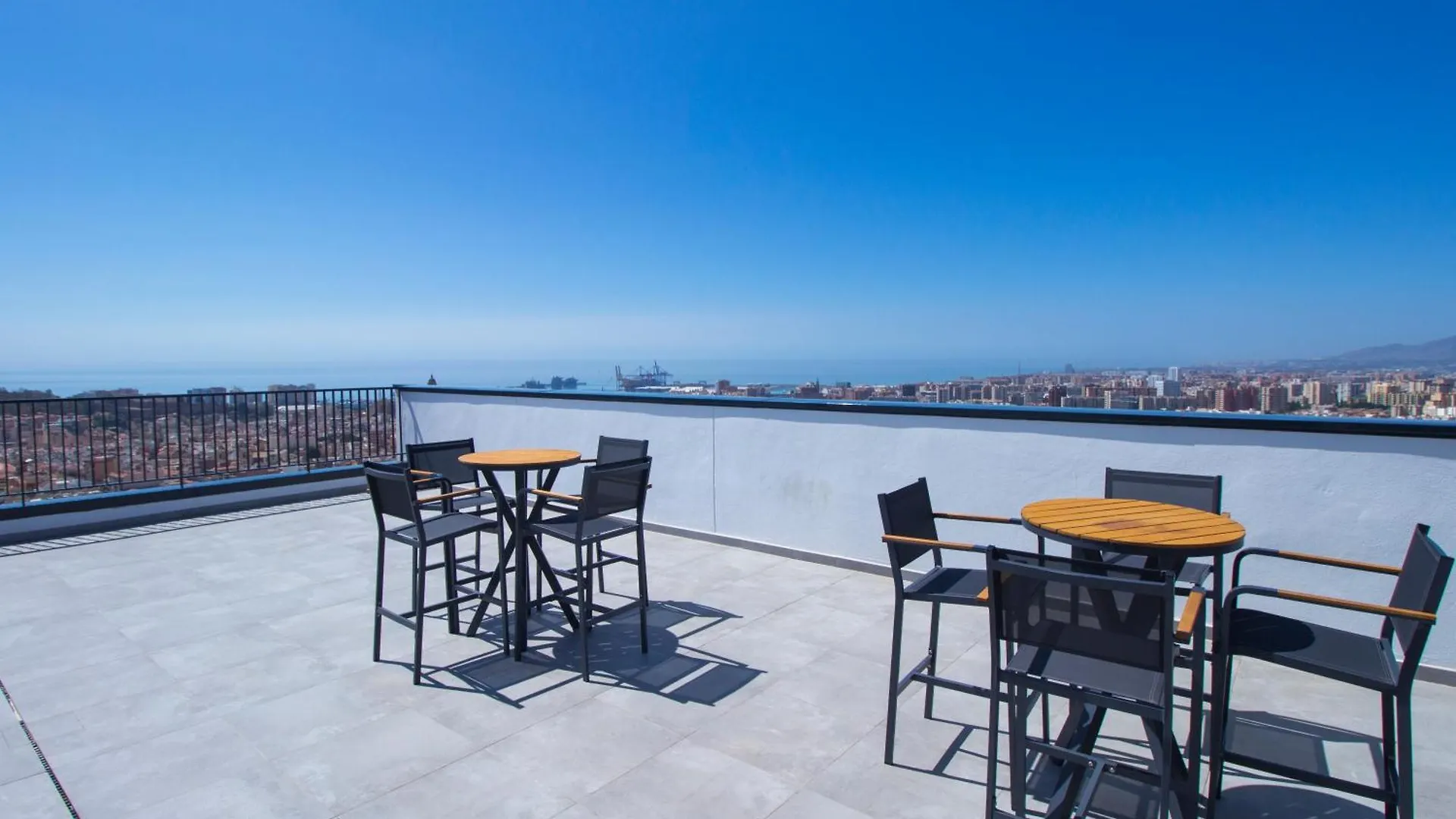 Happy Travel Urban Sky 19C Apartment Malaga